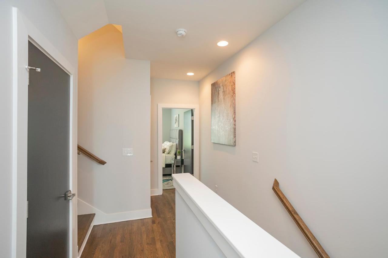 Luxury Townhome Skyline Views Mins To Dt Nashville Exterior foto