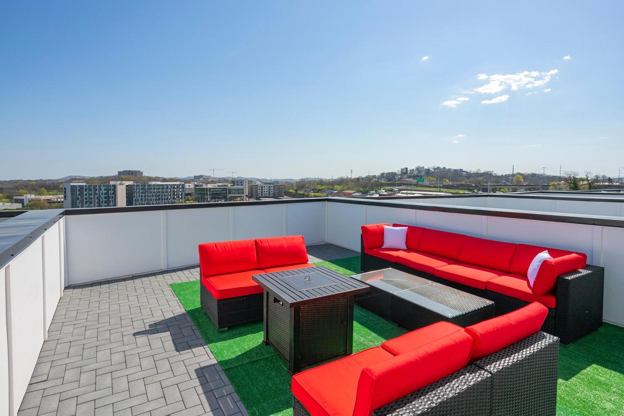 Luxury Townhome Skyline Views Mins To Dt Nashville Exterior foto
